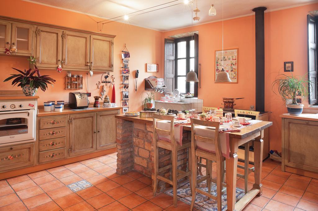 La Dolce Vite Apartment Tonco Екстериор снимка