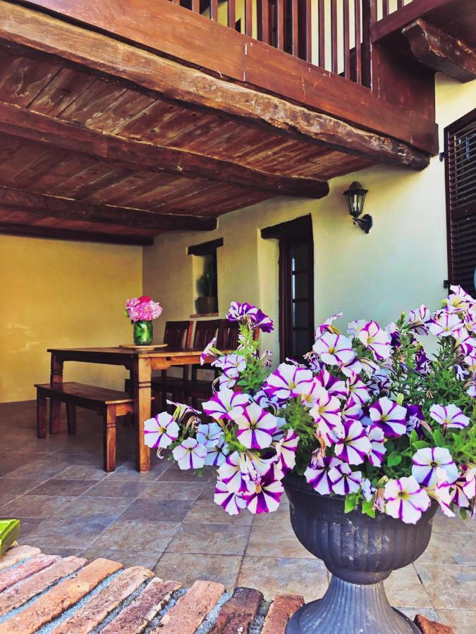 La Dolce Vite Apartment Tonco Екстериор снимка
